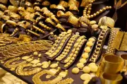 Gold Prices Soar ₹3,000 to ₹1.30 Lakh per 10g on Global Cues