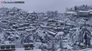 Himachal Welcomes New Year with Snowfall & Tourist Rush; Shimla Gears Up