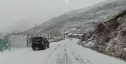 Himachal's Higher Reaches Welcome 2024 with First Snowfall, Key Roads Affected