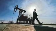 India's Oil Paradox: Reliance Boosts Imports as Domestic Production Stagnates