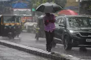Mumbai Rains: Light Showers Drizzle Maximum City, More Rainfall Expected in Coming Days