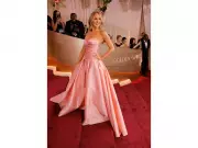 Nikki Glazer's Golden Globes Jabs: DiCaprio's Dating & Epstein Files