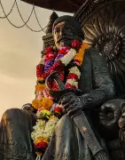 Oxford University Press Apologises to Shivaji Maharaj Descendant Over 2003 Book