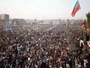 Pakistan Political Crisis Deepens as Judges Resign Over 27th Amendment