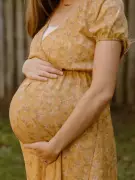 Pregnancy Diet Shapes Baby's Genes: Key Nutritional Guide