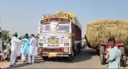 Punjab vs Rajasthan Farmers Clash Over Paddy Sales | Supply Chain Crisis Deepens
