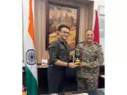 Sourav Ganguly Presents Freedom Trophy Replica to Army Chief in Delhi