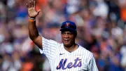 Trump Pardons Baseball Legend Darryl Strawberry for Tax Evasion