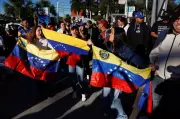 Venezuelans in Florida Celebrate as Maduro Faces Ouster Threat