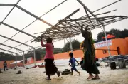 Yamuna Ghats Sparkle with Devotion as Delhi's Festive Season Begins | Spectacular Celebrations