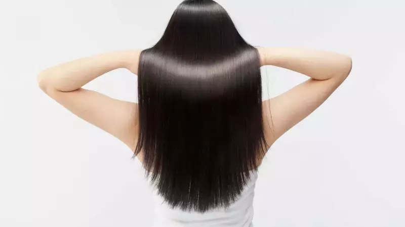 7 Ayurvedic Hair Secrets Our Grandmothers Knew That Still Work Wonders Today