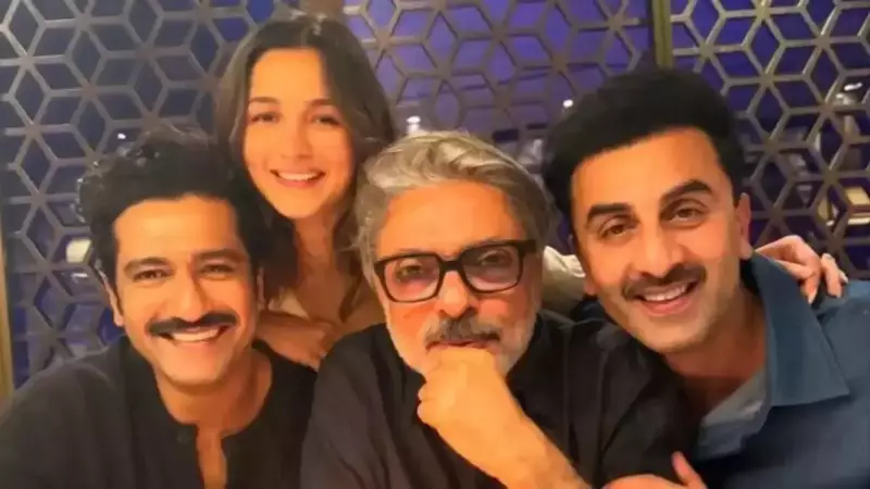 Alia Bhatt's FIRST LOOK from SLB's 'Love & War' LEAKS Online - Netizens Can't Keep Calm!