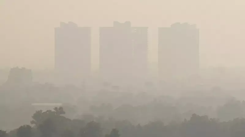Delhi's Air Turns Hazardous: AQI Crosses 300, GRAP-II Activated as Capital Gasps for Breath