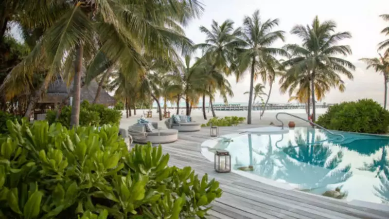 Escape the Festive Chaos: 12 Serene Indian Retreats to Reconnect With Yourself