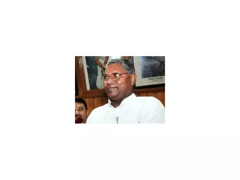 Four Decades of Service: Ex-Speaker Awadh Bihari Choudhary Bids Emotional Farewell to Imamganj Constituency