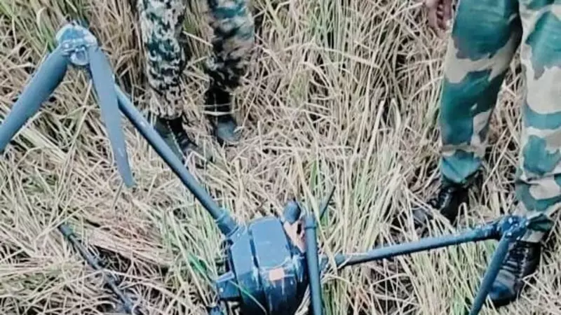 Indian Forces Intercept Pakistani Drone, Seize 5kg Heroin in Jammu Border Operation
