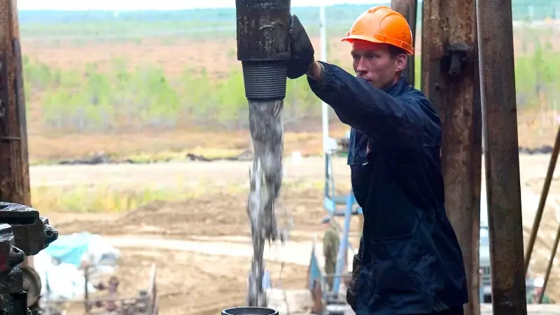 Lukoil Forced to Sell Overseas Assets as US Sanctions Cripple Russian Oil Industry