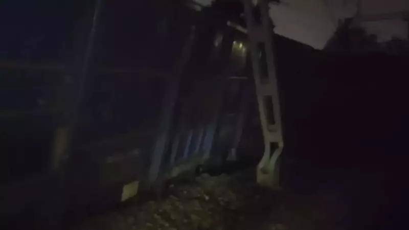 Mathura Train Derailment: Delhi-Agra & Delhi-Jhansi Routes Suspended, Rescue Teams Rushed to Spot