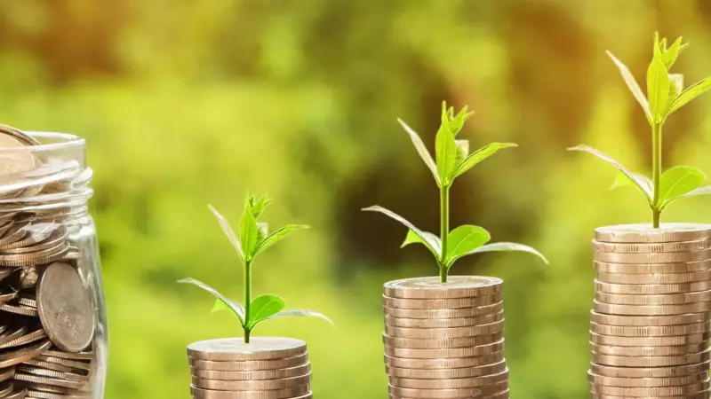 Personal Loan Refinancing: The Smart Move to Slash Your EMI & Boost Credit Score