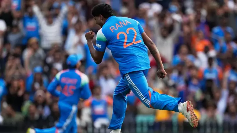 Sunil Gavaskar Fires Back at Arshdeep Singh's Critics After Stunning Australia Performance