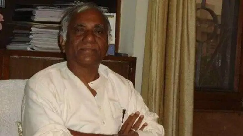 Veteran BJP Leader Mahadeorao Shivankar Passes Away at 85 | Maharashtra Mourns Political Stalwart