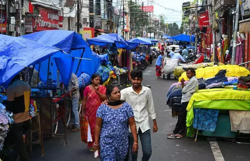 Vijayawada Businesses Defy Cyclone Montha Warnings | Times of India