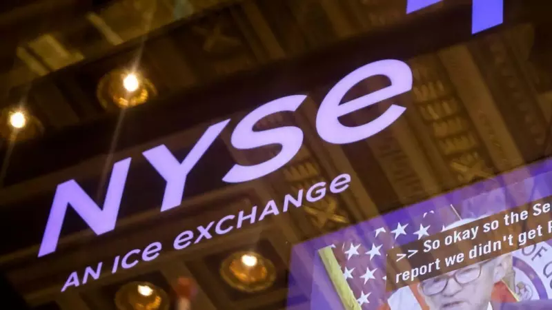 Wall Street Stumbles as Fed Caution and Mixed Earnings Spook Investors | Market Analysis