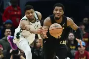 Bucks vs Cavaliers Injury Report: Giannis OUT for Season Opener! Who's Playing Tonight?