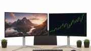 Curved vs Flat Monitor: Which One Wins for Your Desk Setup?