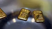 Gold Prices Tumble for Second Day Straight: MCX Gold Slides as US-China Trade Tensions Ease