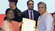 Maharashtra Artist Nilesh Vede Wins National Award from President Murmu for Stunning Artwork 'I, Me and Myself'