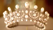 Paris Prosecutor Reveals: Stolen Louvre Jewellery Worth ₹85 Crore - Can Thieves Actually Sell It?