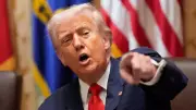 Trump Scolds Cameraman in White House: