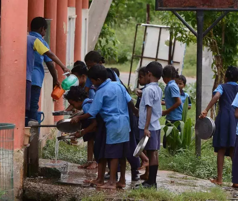 10 Students Fall Ill After Contaminated Midday Meal in Kadapa School