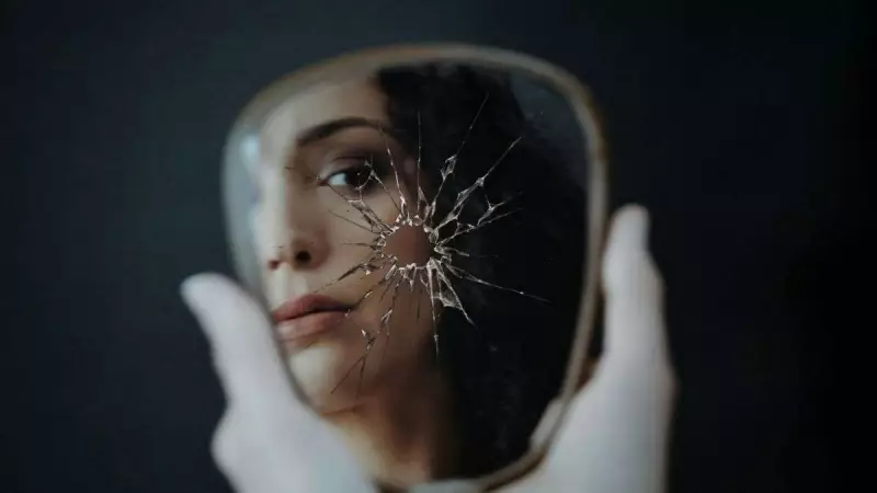 7 Vastu Tips to Fix Broken Items & Stop Bad Luck in 2025