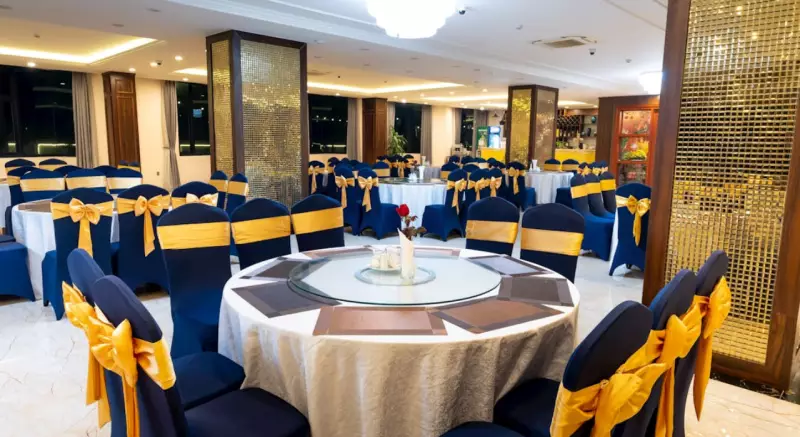 Abu Dhabi Groom Wins AED 100,000 Lawsuit Over Scorching Wedding Hall Temperatures