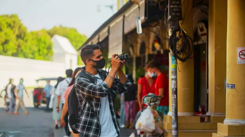 Coinbase Follows Elon Musk, Relocates Headquarters Amid Regulatory Concerns