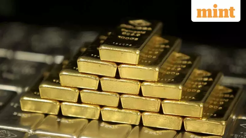 Gold Prices Set for 4th Monthly Gain as Fed Rate Cut Hopes Soar
