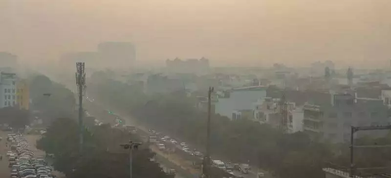 Gurgaon Air Quality Improves Slightly to 'Poor' at 262 AQI