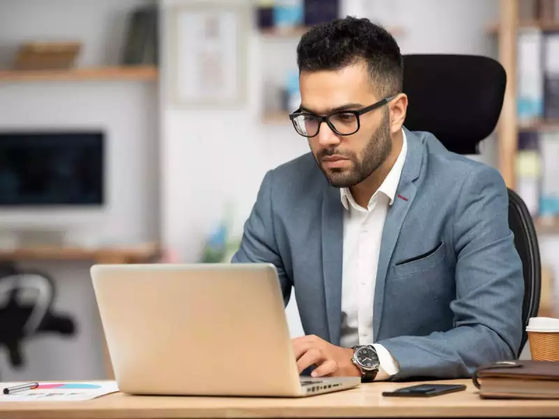 Hyderabad IT Pro's ₹3.8L Pay Gap Sparks Salary Negotiation Debate