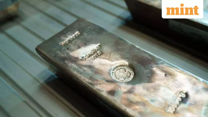 India Restricts Platinum Jewellery Imports to Curb Duty Evasion