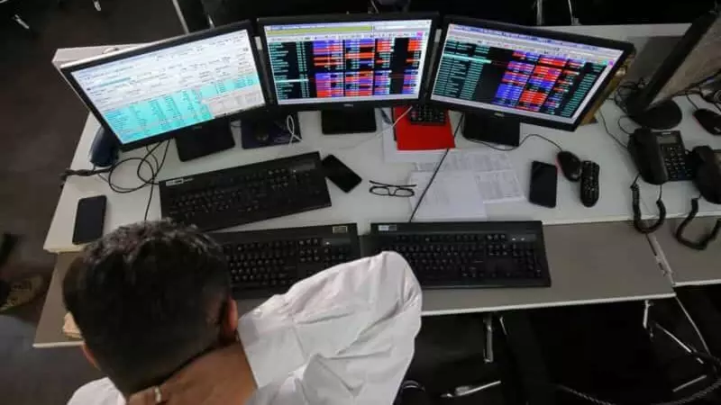 Indian Stock Market Set for Lower Opening Amid Global Cues, Bihar Election Volatility