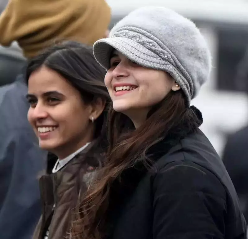 Lucknow Records Coldest Night at 10°C, Chill to Continue