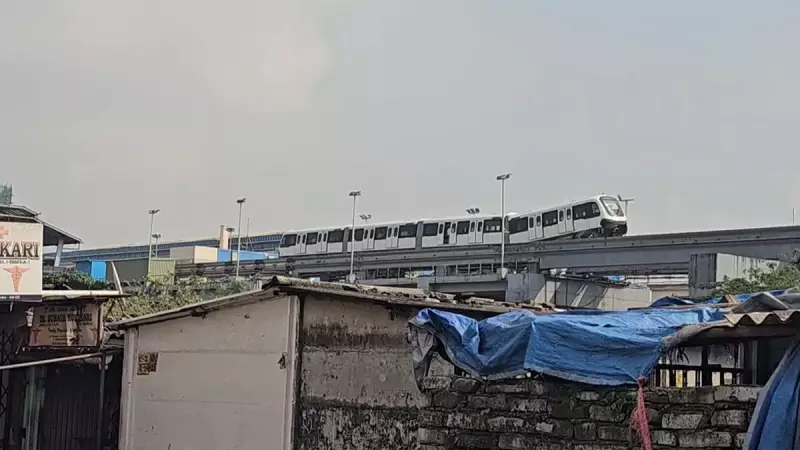 Mumbai Monorail Coach Tilt Drama: Shocking Video Emerges During Test Run at Wadala Depot