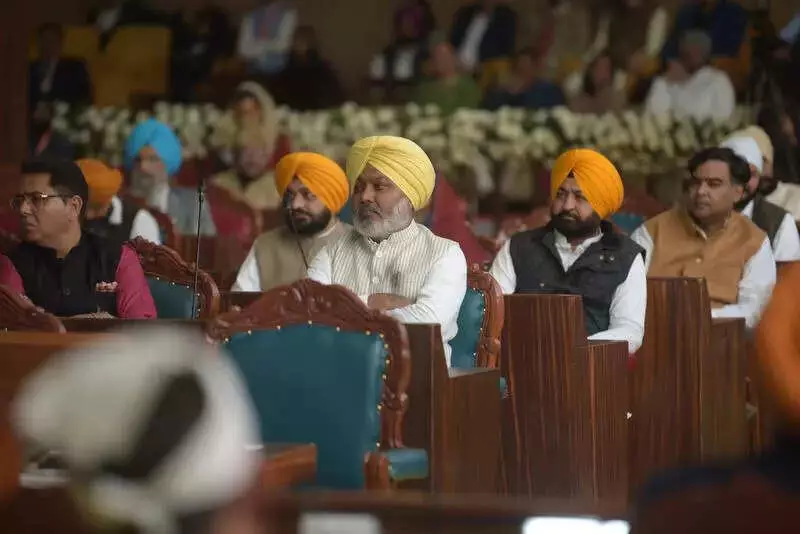 Punjab Assembly Honors Guru Tegh Bahadur's 350th Martyrdom Day