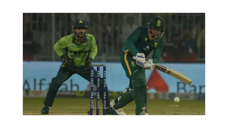 Quinton de Kock's Blazing 123 Powers South Africa to Crushing Victory Over Pakistan, Levels Series 1-1