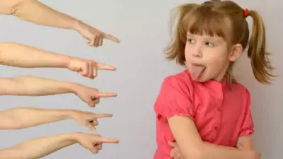 7 Toxic Parenting Traits We're All Guilty Of & How To Fix Them