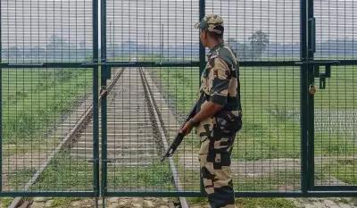 Kolkata Crackdown: 48 Bangladeshi Nationals Arrested Attempting to Flee India After SIR Announcement