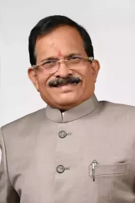 Shripad Naik Urges New Strategy to Curb Goa's Rising Dacoity Cases