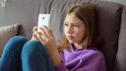 Alarming Study: Kids Using Smartphones Before 13 Face Serious Mental Health Risks